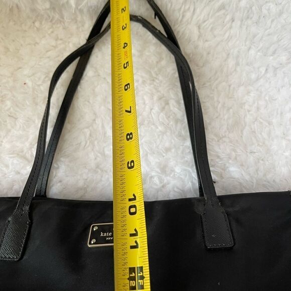 Kate Spade black nylon  large tote/shoulder bag top zipper . - Picture 5 of 16